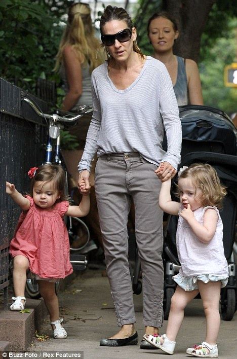 Sarah Jessica Parker Takes Her Lovely Little Ladies For A