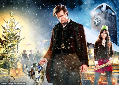 doctor who s matt smith strips naked in final episode as timelord daily mail online