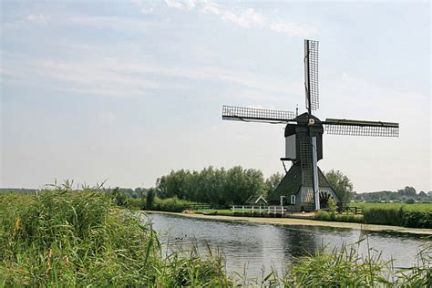 windmills  holland de blokker blokweerse wip alblasserdam