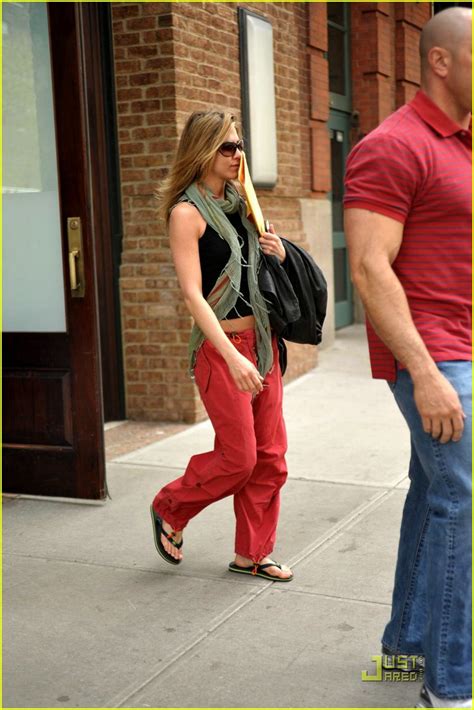 jennifer aniston is havaianas hot photo 1887791 jennifer aniston pictures just jared