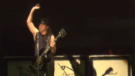 Daron Malakian Playing Air Guitar At Needles Live Arena