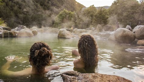 new zealand s best hot pools bella vista accommodation