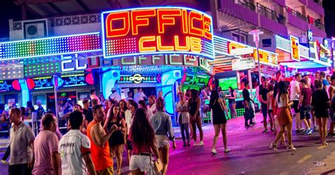 Magaluf S Famous Party Strip May Be Closed After Drunken Brits Went On