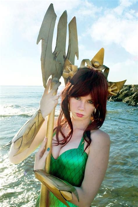 Posing In Ocean Mera Cosplay Photos Sorted By Position Luscious