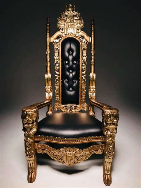 oversized throne chair