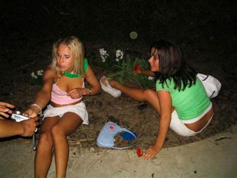 drunk party girls 48 pics
