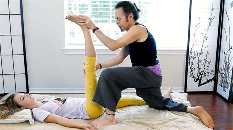 thai massage    pain hip pain relief part