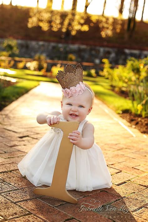 year  baby girl photoshoot ideas  home baby viewer