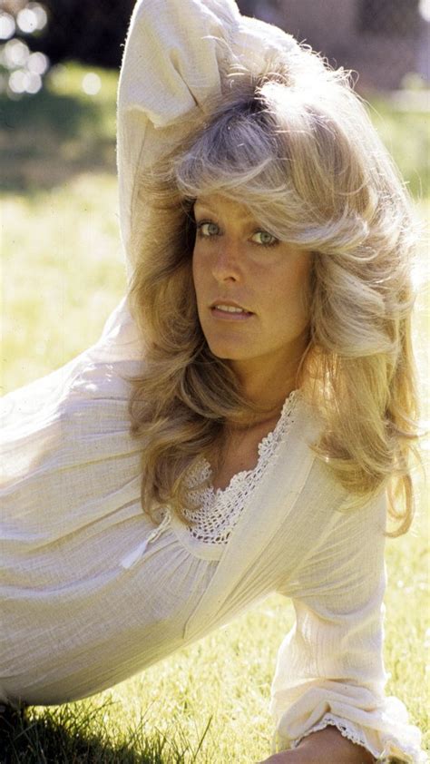 Throwback Beauty How To Get Classic Farrah Fawcett Curls At Home