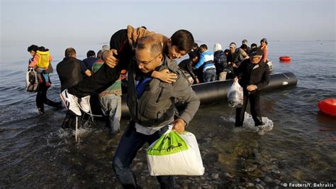 Farhad Granmaih وضعیت اسف‌بار پناهجویان در جزایر تفریحی یونان