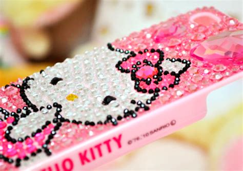 Diamonds Glamour Hello Kitty Iphone 4 Image 604985 On