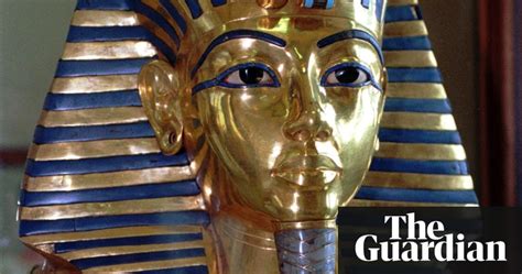 tutankhamun s beard glued back on say egyptian museum conservators