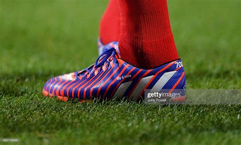 steven gerrard match issued liverpool football boots  game  golden soccer signings