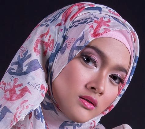 koleksi foto wanita cantik  jilbab artikel terlengkap