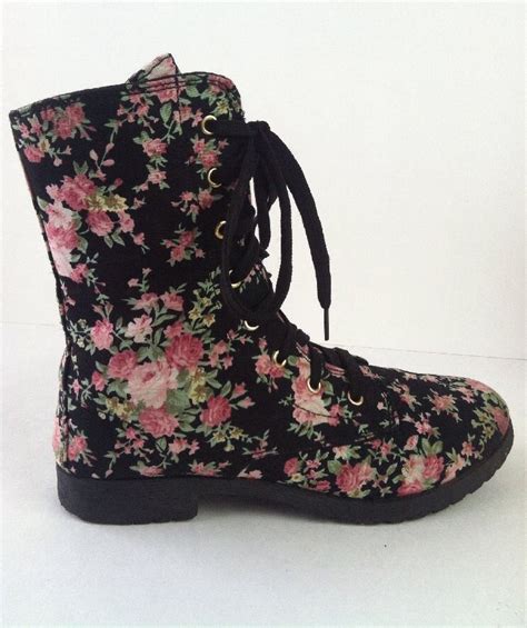womens floral combat boots size   hole lace  flowers black steampunk vintage bluesuedeshoes