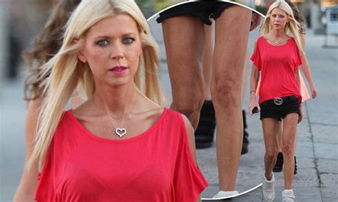 Tara Reid Reveals Painfully Skinny Legs As She Goes Day Clubbing In