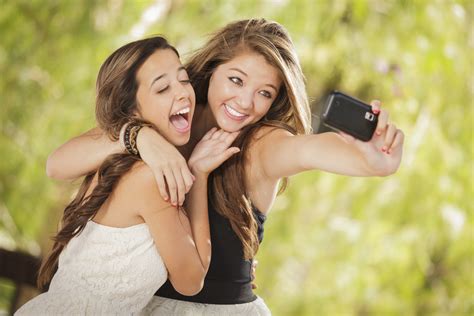 você já sabe como tirar selfies perfeitas confira blog nicephotos