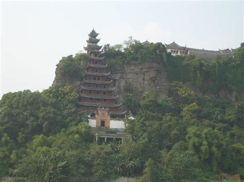 shibaozhai temple photo