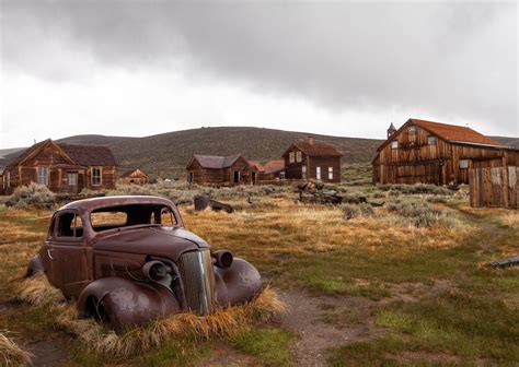 creepiest ghost towns    world