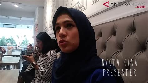 antaranews cerita nycta gina akhirnya mau berhijab youtube