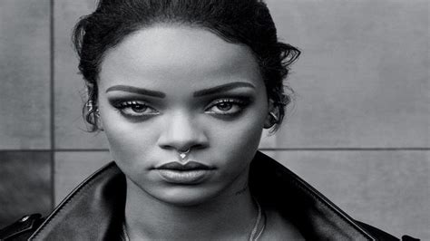 Singer Rihanna Named World’s Richest Female Musician By Forbes