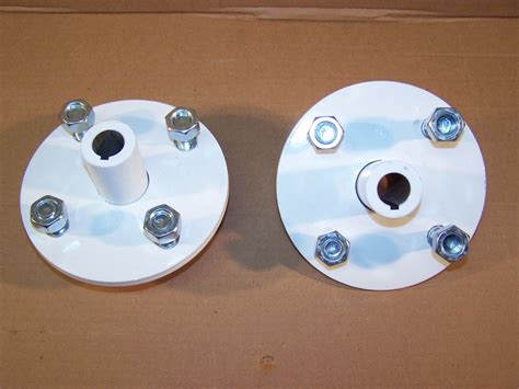 new pair “4 on 4” wheel hubs fit ¾” axle shaft can use on permagreen