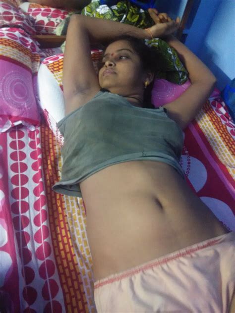 Desi Bhabhi Gand See Through