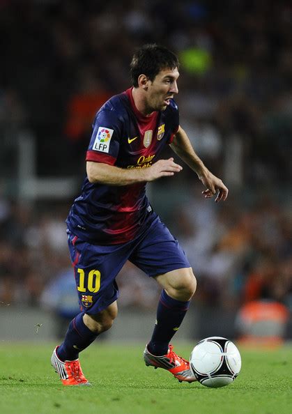 Show All Sport Pictures Lionel Messi Vs Real Madrid