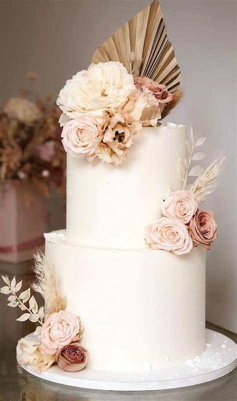 simple wedding cakes  simple wedding cake  gold detail