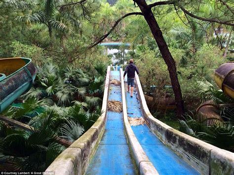 Abandoned Ho Thuy Tien Waterpark Now A Hit With Travellers In Vietnam