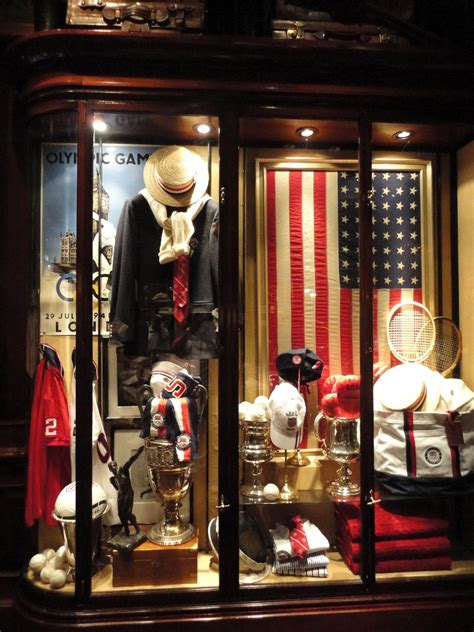general splendour ralph lauren chicago store american flag improperly displayed