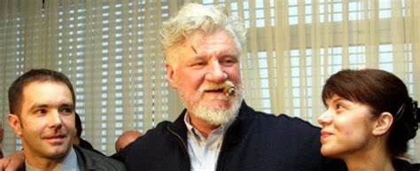 Praljak Bosnian Croat War Criminal Dies After Taking Poison In Court