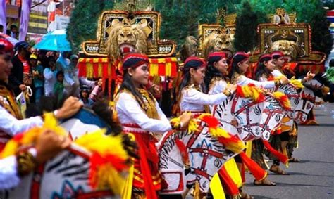 festival budaya indonesia  mendunia   lihat langsung