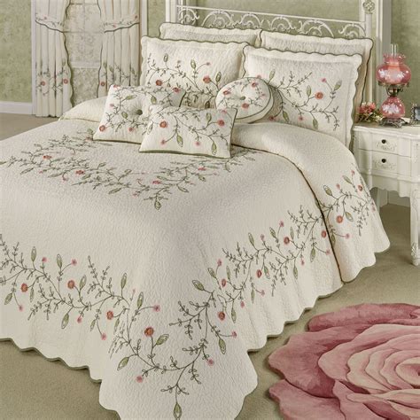 pretty posy floral oversized quilted bedspread
