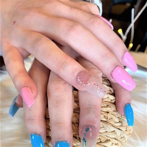 julies nails spa nail salon    orchards  corners
