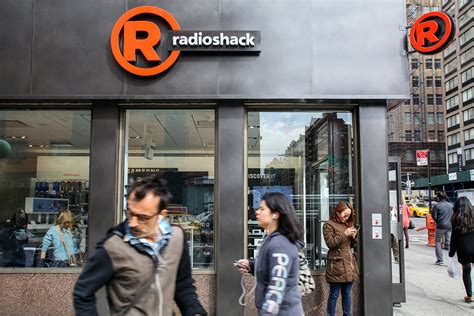 radioshack files  bankruptcy sprint deal planned digital trends