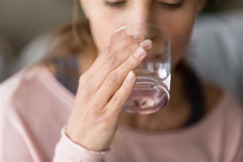 waarom je kies pijn doet bij het drinken van koud water gum