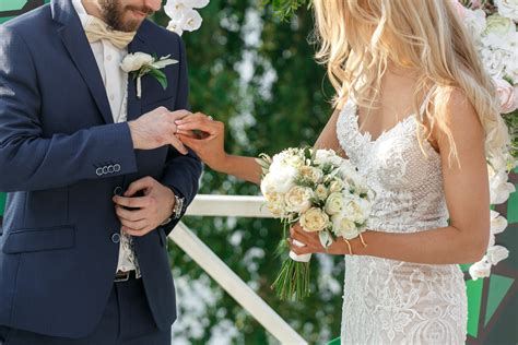 wedding vows for him the ultimate vow writing guide for grooms