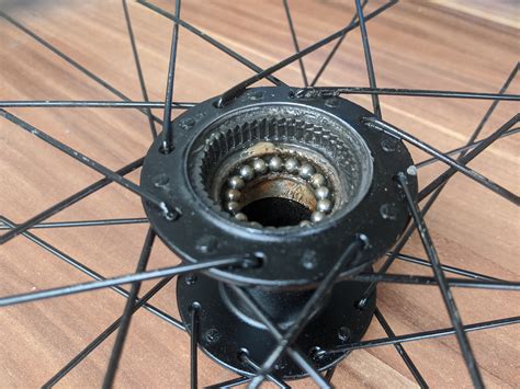 wheels rear hub assembly  loose  allowing  spinning bicycles stack exchange