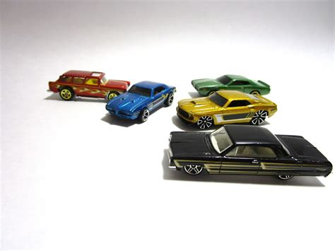 pack friday  hot wheels muscle mania  pack   cars