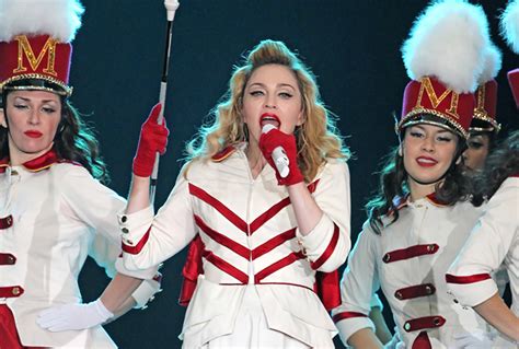 madonna calls for pussy riot s release at moscow show rolling stone