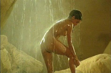 phoebe cates nude sexy scene in fast times at ridgemont