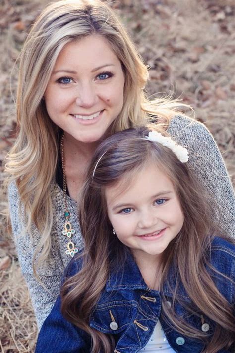 the 25 best mother daughter poses ideas on pinterest mommy daughter pictures mom daughter