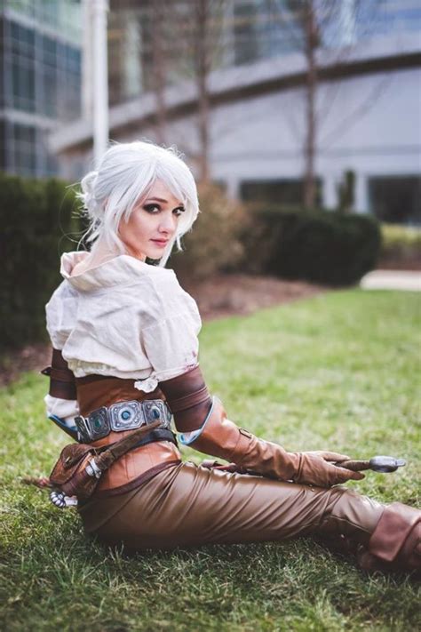These Girls Are Definitely Doing Cosplay Properly 34 Pics