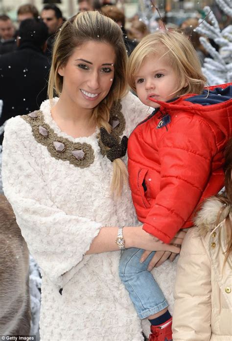 stacey solomon takes cute son leighton to see disney s frozen daily mail online