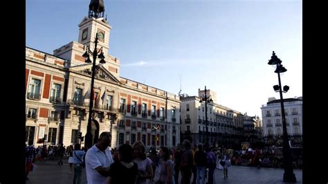 Anochece En La Puerta Del Sol Hd Youtube