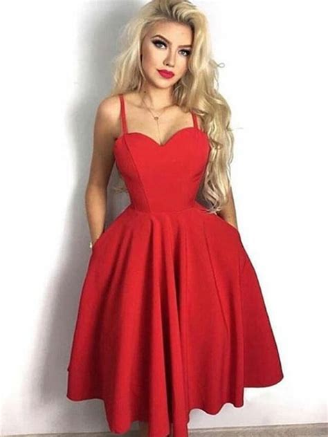 Cute Sweetheart Neck Red Short Prom Dresses Red