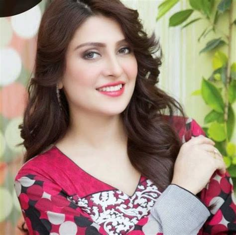 Top 10 Most Famous Beautiful Pakistani Actresses Entertainmentmesh