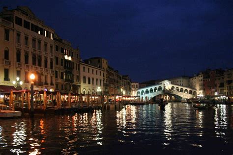 venedig bei nacht foto bild europe italy vatican city  marino italy bilder auf
