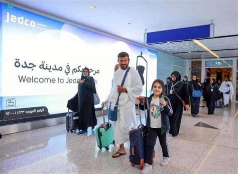 saudis can invite friends abroad to perform umrah on personal visit